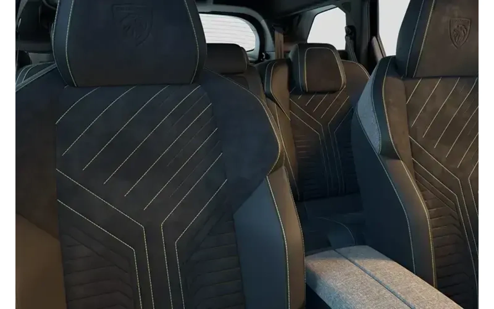 Close-up of the dark fabric seats with white stitching in a Peugeot 5008.