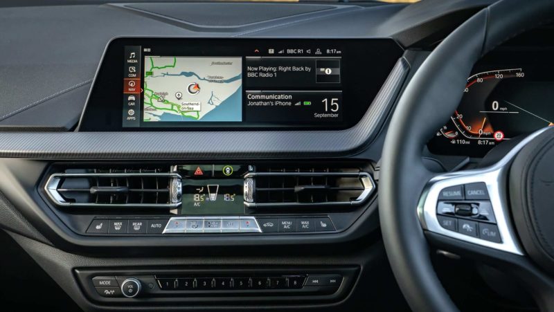 bmw 118i m-sport infotainment