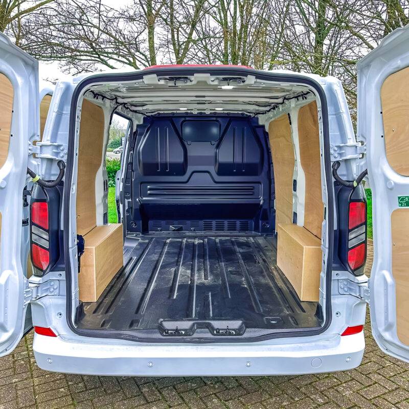 Ford Transit Custom 280 L1 Limited Cargo Space